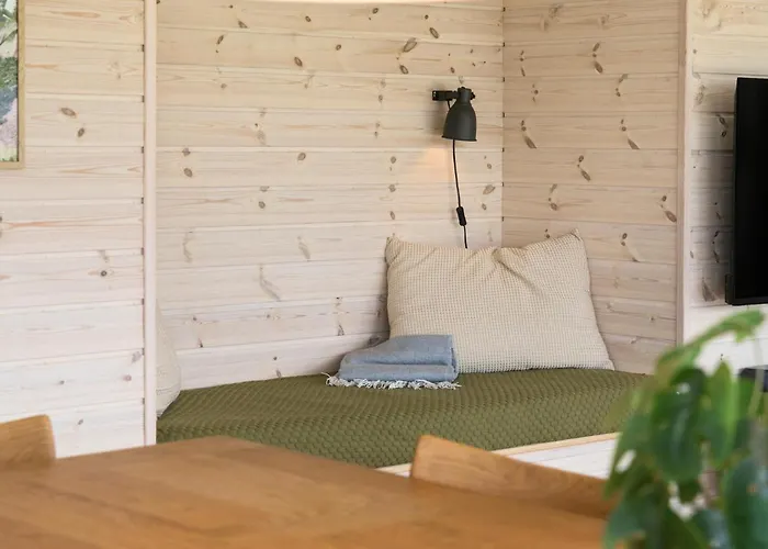 Gorgeous In With Kitchen Holiday home *